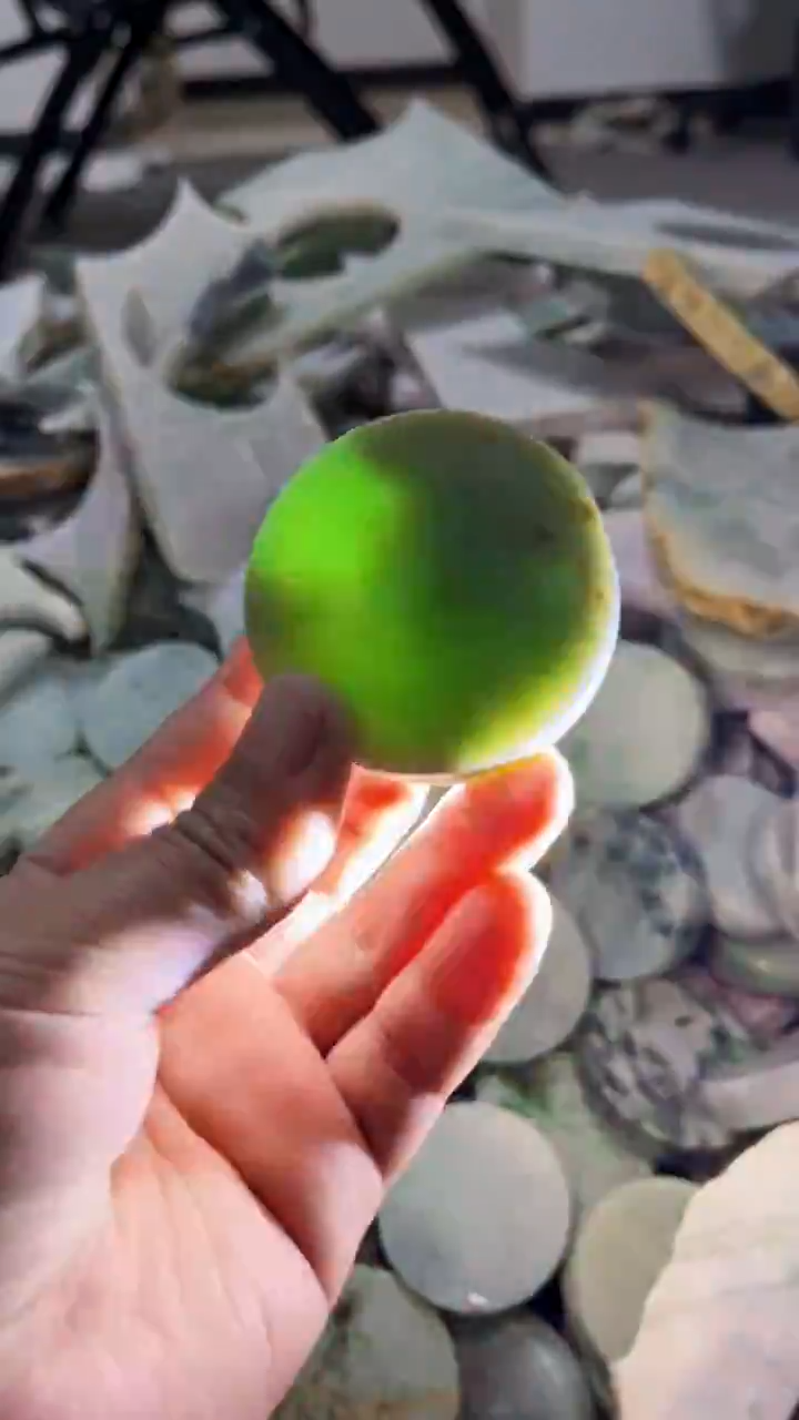 【闪购商品】翡翠挂件未镶嵌A货康壹095