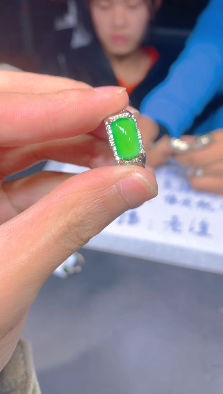 【闪购商品】定制翡翠未镶嵌32定制翡翠.多样性发货-发其一