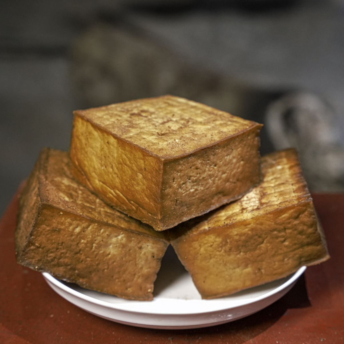 贵州农家手工烟熏干豆腐