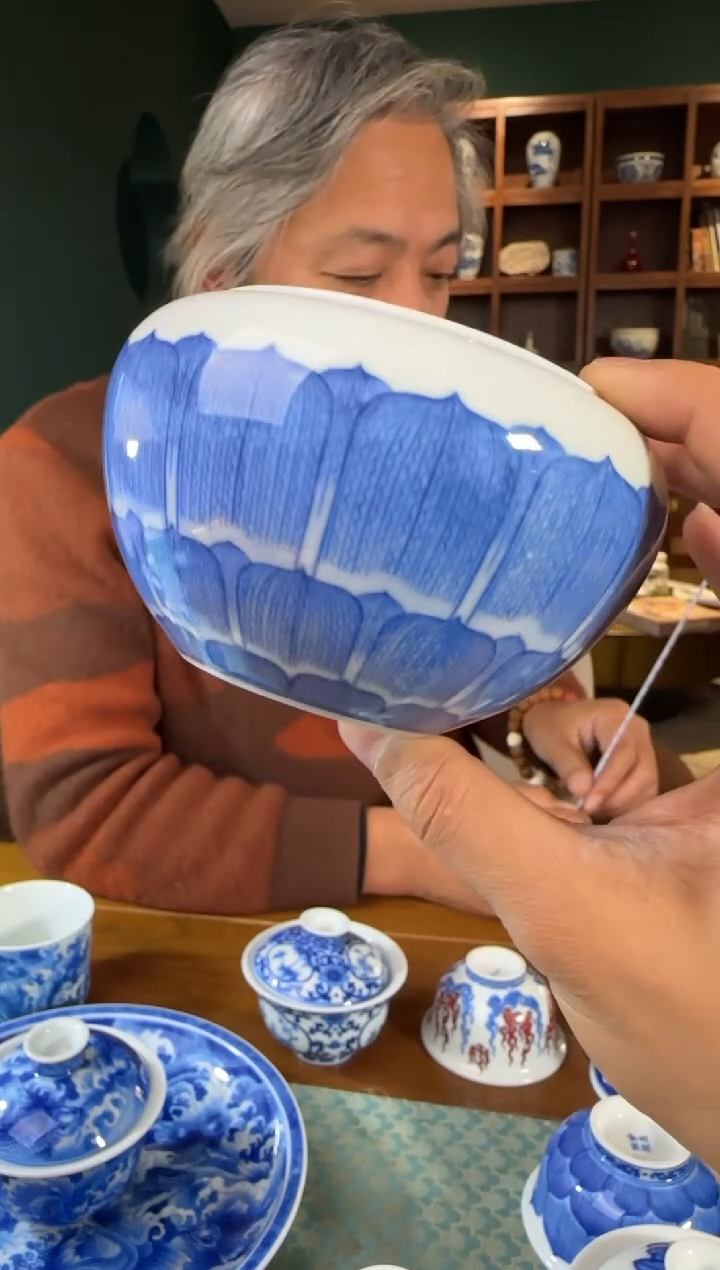 K****草妙色 青花佛莲建水