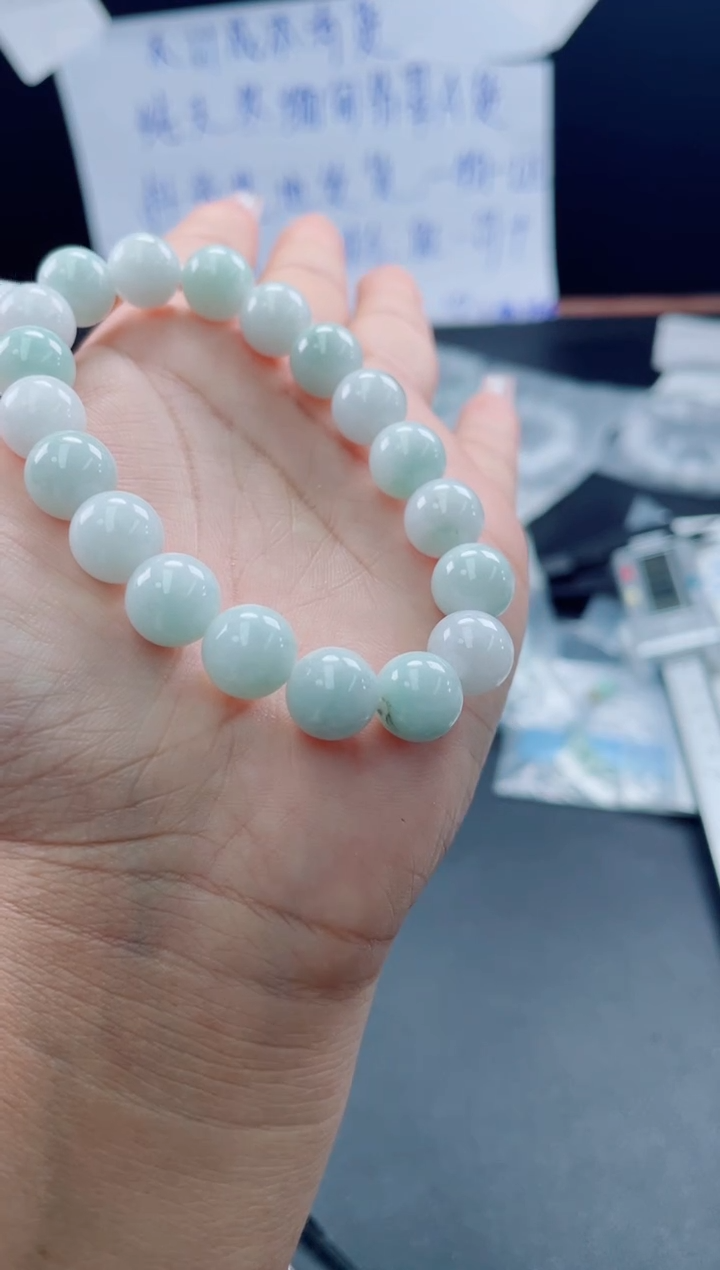 未镶嵌戒指翡翠珠串