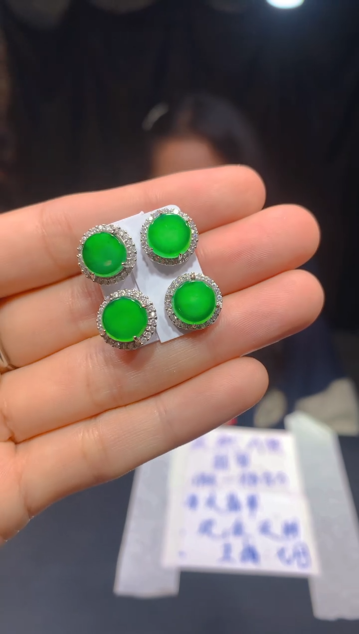 【闪购商品】定制翡翠未镶嵌62多样性发货（发其一）