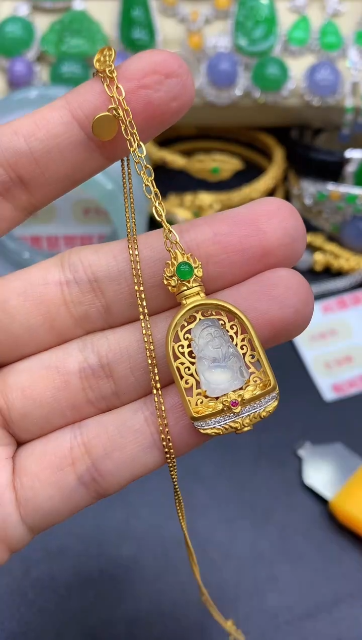 颈饰18K金镶嵌翡翠318-中国好珍宝