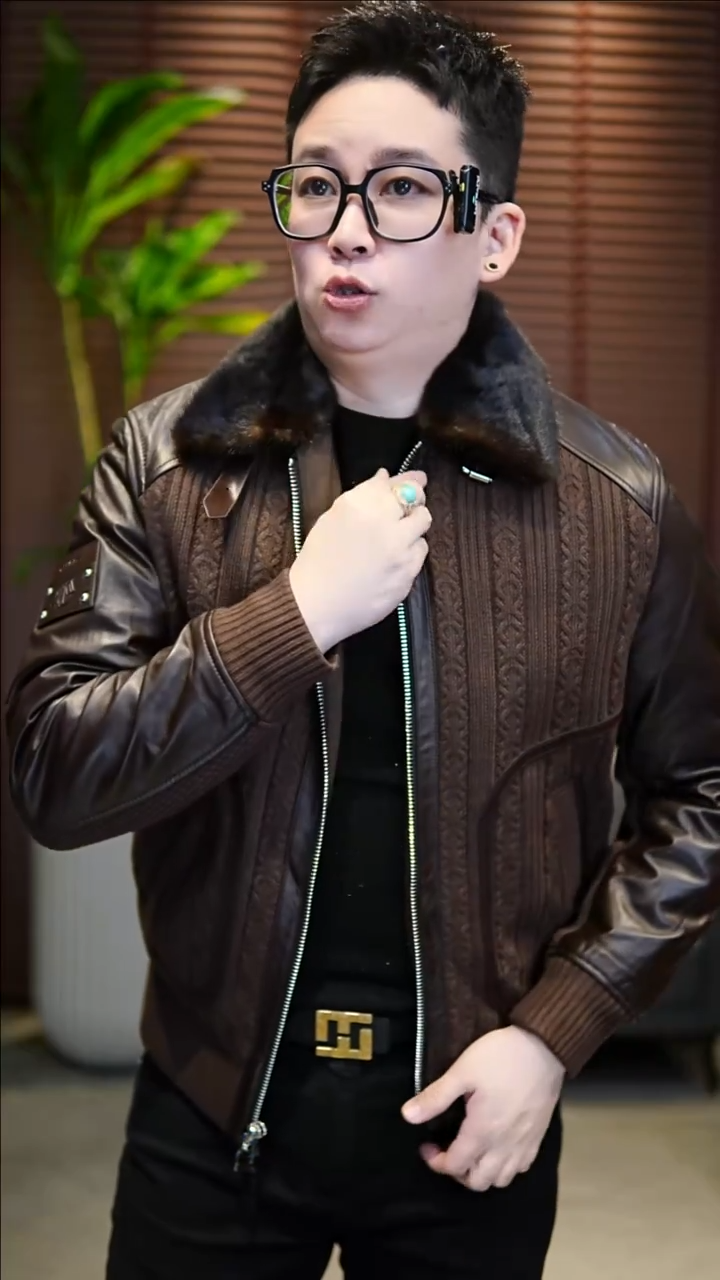 48码（100-125斤）水貂领鹅绒夹克