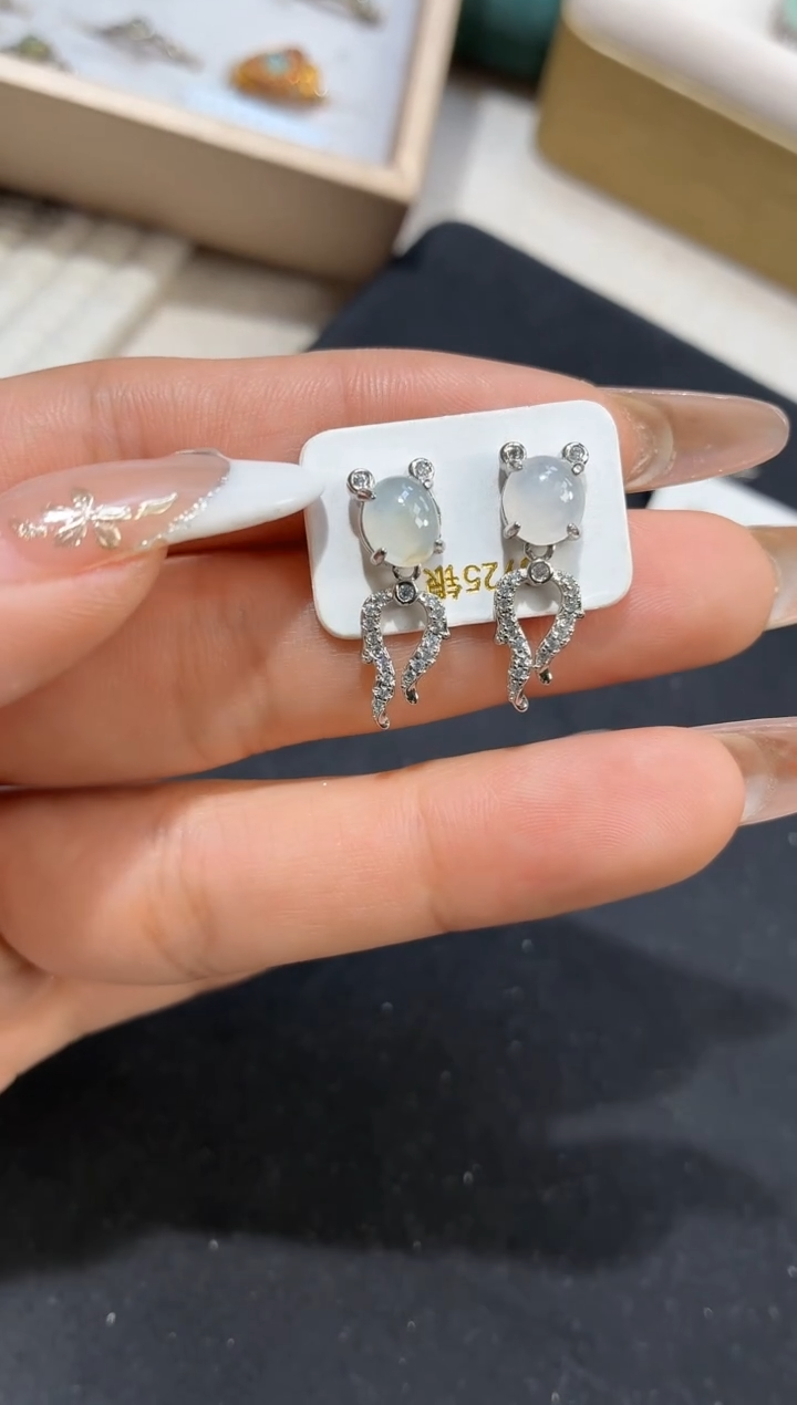 银S925镶嵌翡翠耳饰耳饰