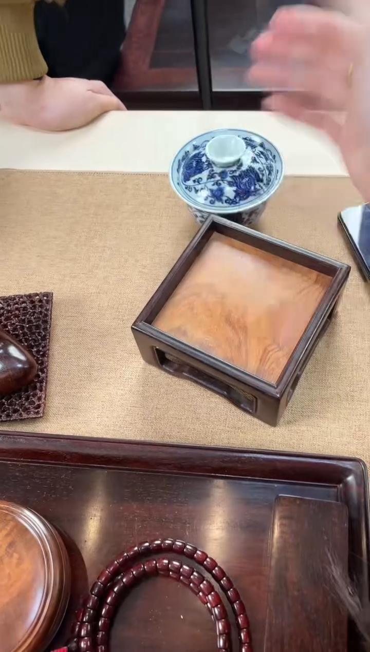 紫檀木类成套家具紫檀嵌花梨底座