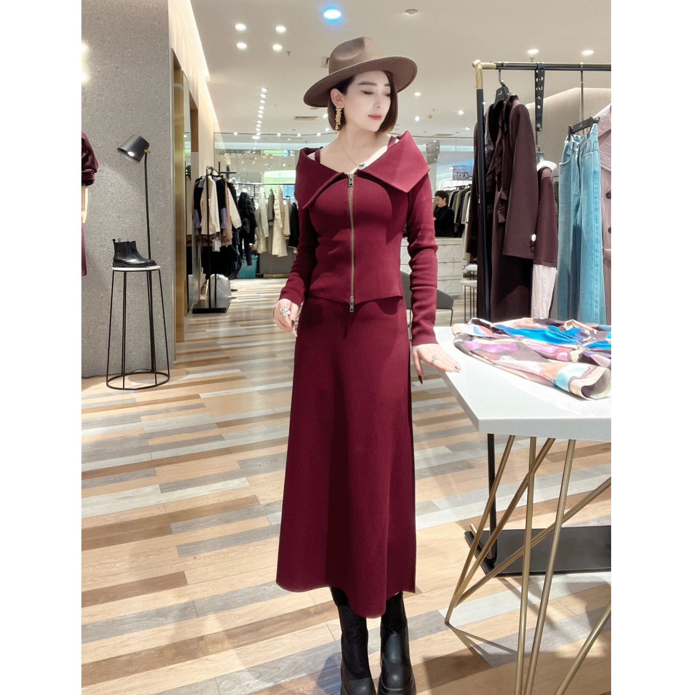 意大利设计师品牌潮牌女装针织裙2F1M36047