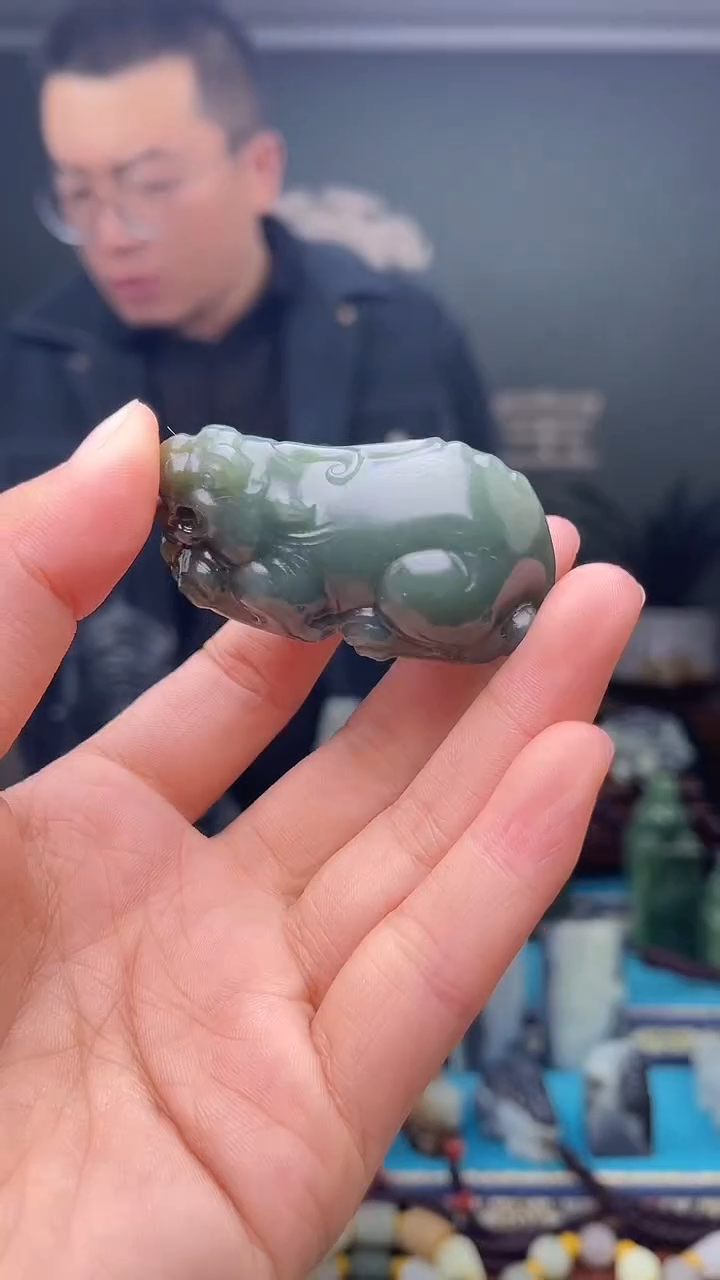 未镶嵌和田玉挂件1