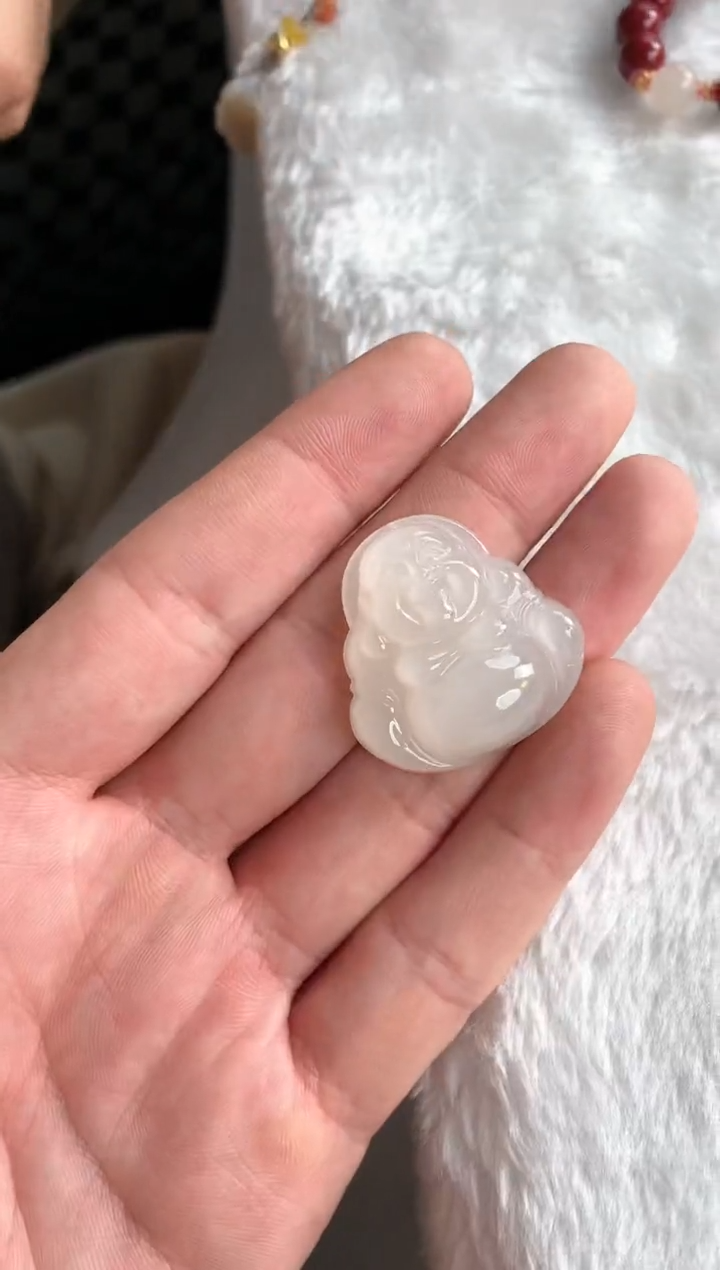 【闪购商品】和田玉颈饰未镶嵌高冰佛公