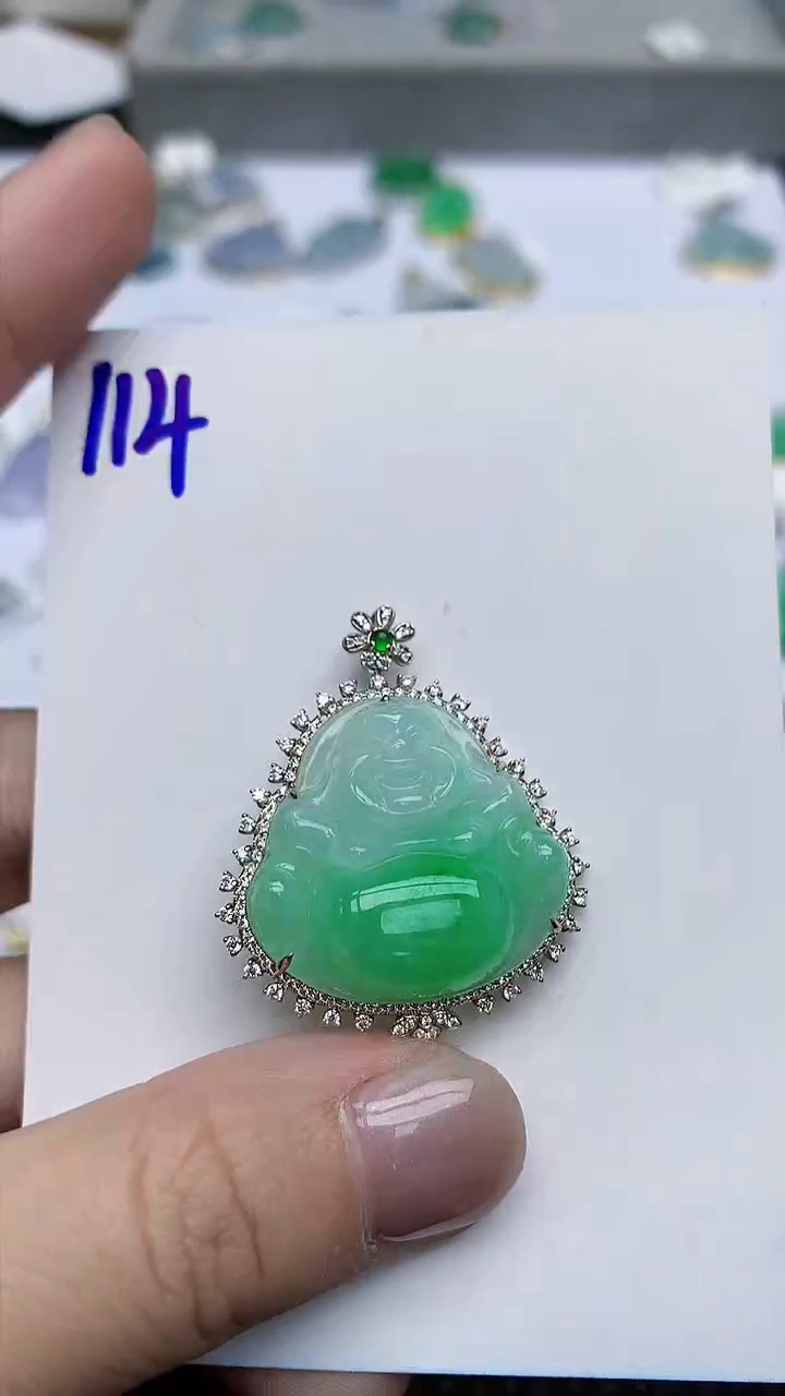 【闪购商品】翡翠挂件18K金镶嵌天然翡翠A货