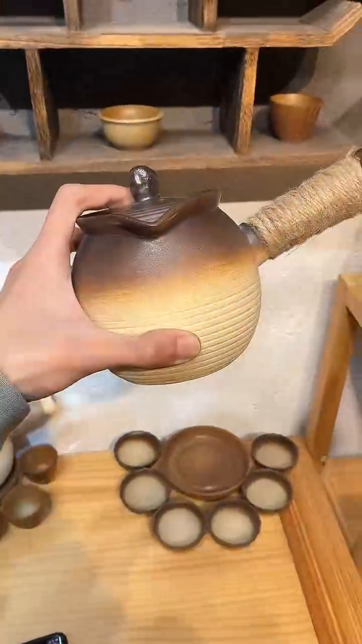 【闪购商品】700ml圆通罐罐壶+陶瓷盖