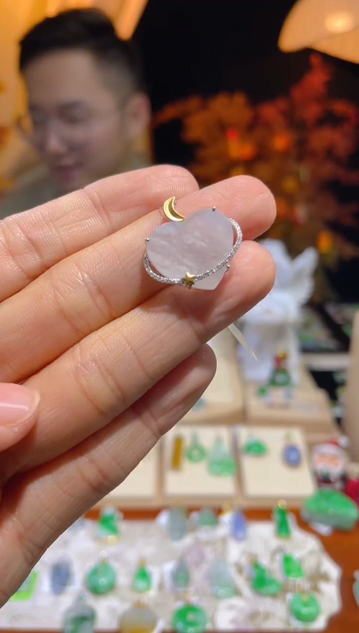 【闪购商品】翡翠颈饰18K金镶嵌假一赔三