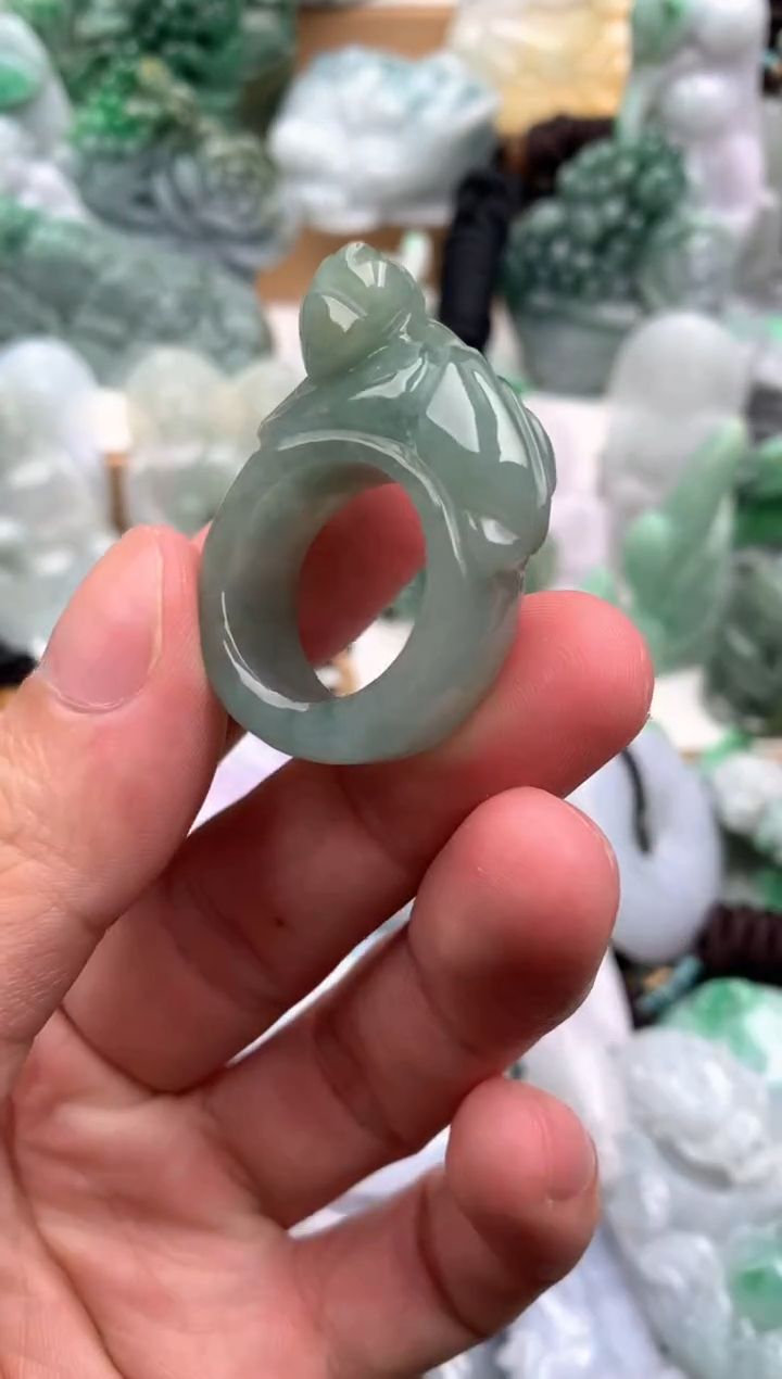 吊坠(不含链)未镶嵌翡翠1