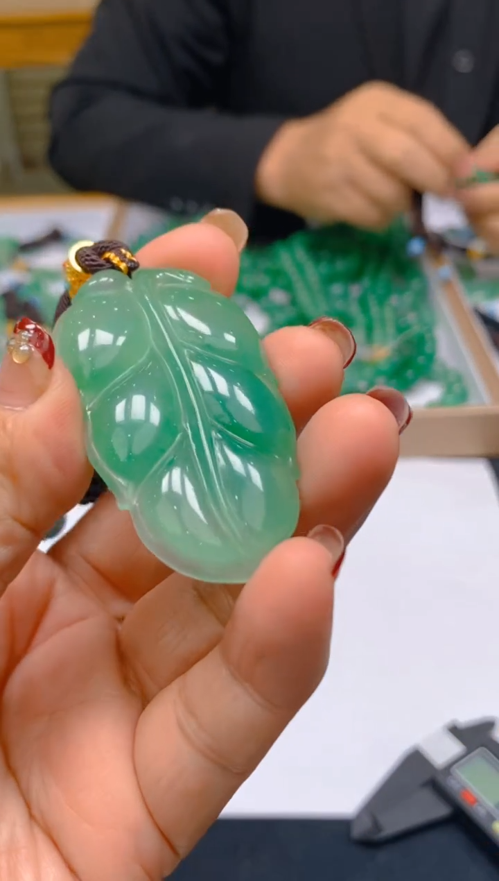 【闪购商品】石英质玉颈饰未镶嵌冰美人非洲翠048