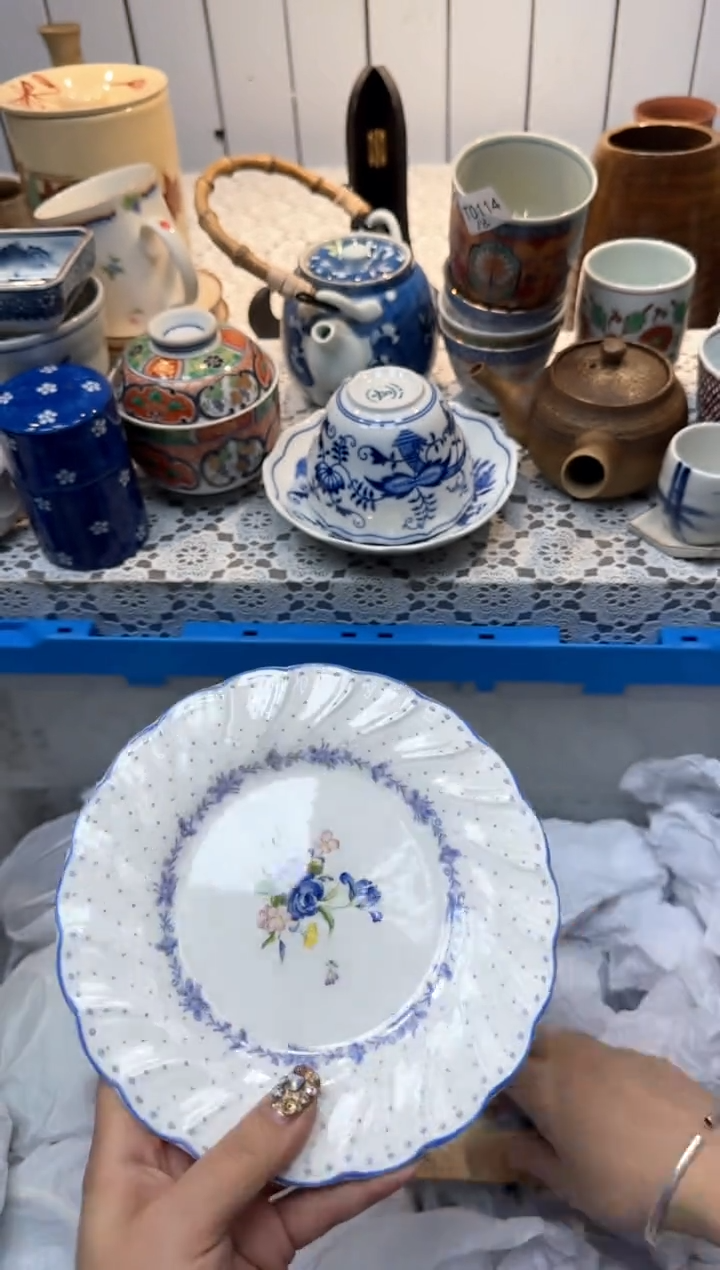 【闪购商品】562回流瓷器，默认微瑕，18包邮