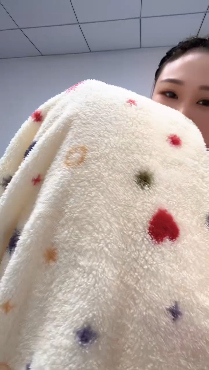 法兰绒1.8X1.6左右已主播介绍为准