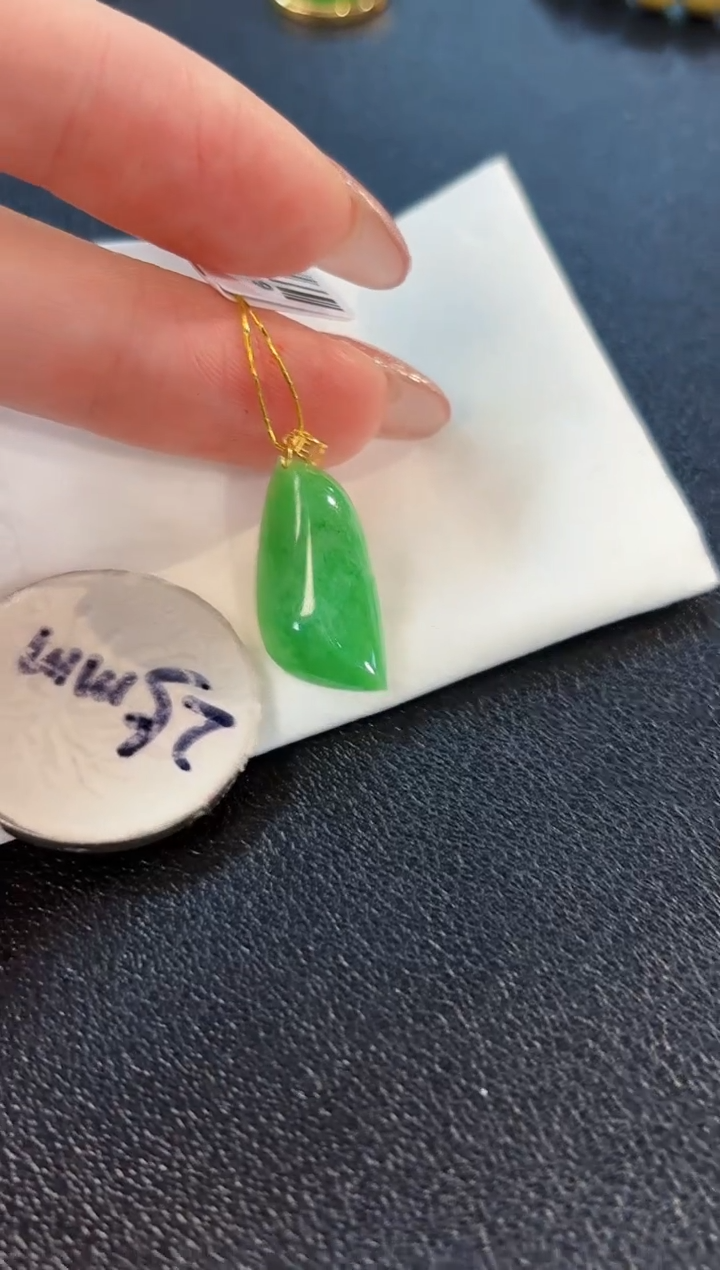 【闪购商品】翡翠颈饰18K金镶嵌缅料A货/多样性发货/一件