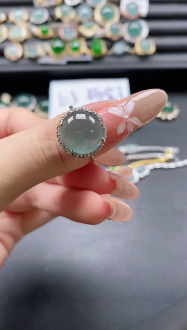 【闪购商品】翡翠戒指银S925镶嵌51511