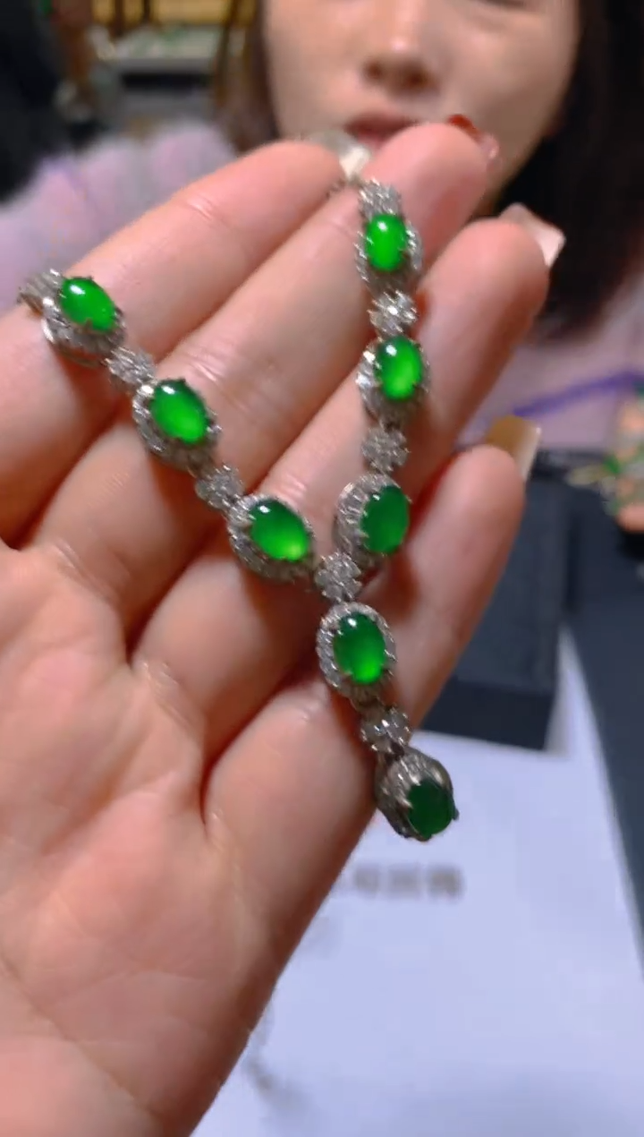 颈饰未镶嵌翡翠多样性发一