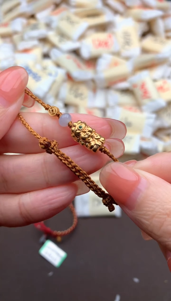 【闪购商品】翡翠挂件18K金镶嵌一