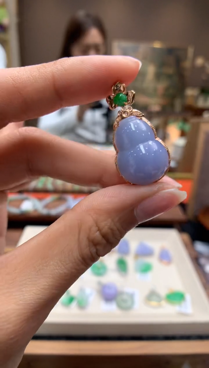 【闪购商品】翡翠颈饰18K金镶嵌葫芦