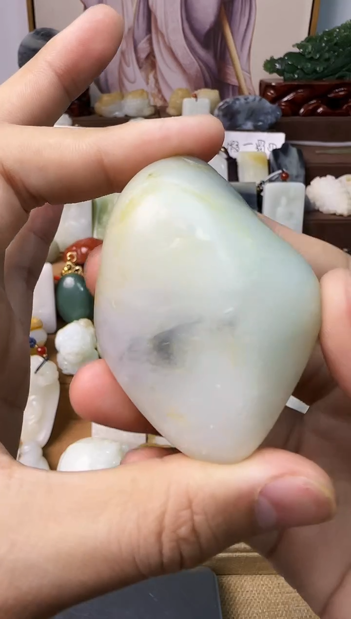 【闪购商品】和田玉颈饰未镶嵌把件
