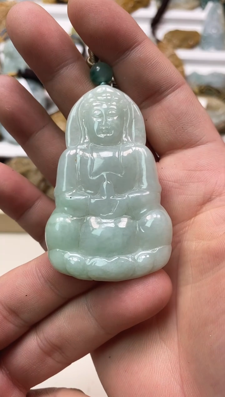 吊坠(不含链)未镶嵌翡翠木***者天然缅甸A货翡翠（观音）
