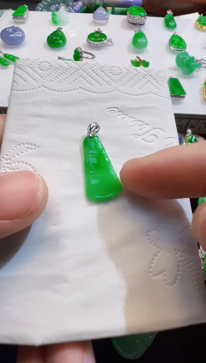 翡翠18K金镶嵌吊坠(不含链)竹节