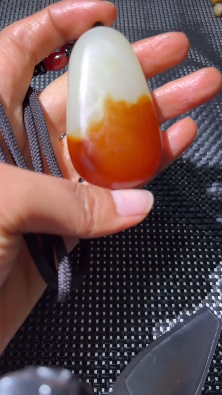 未镶嵌和田玉挂件2