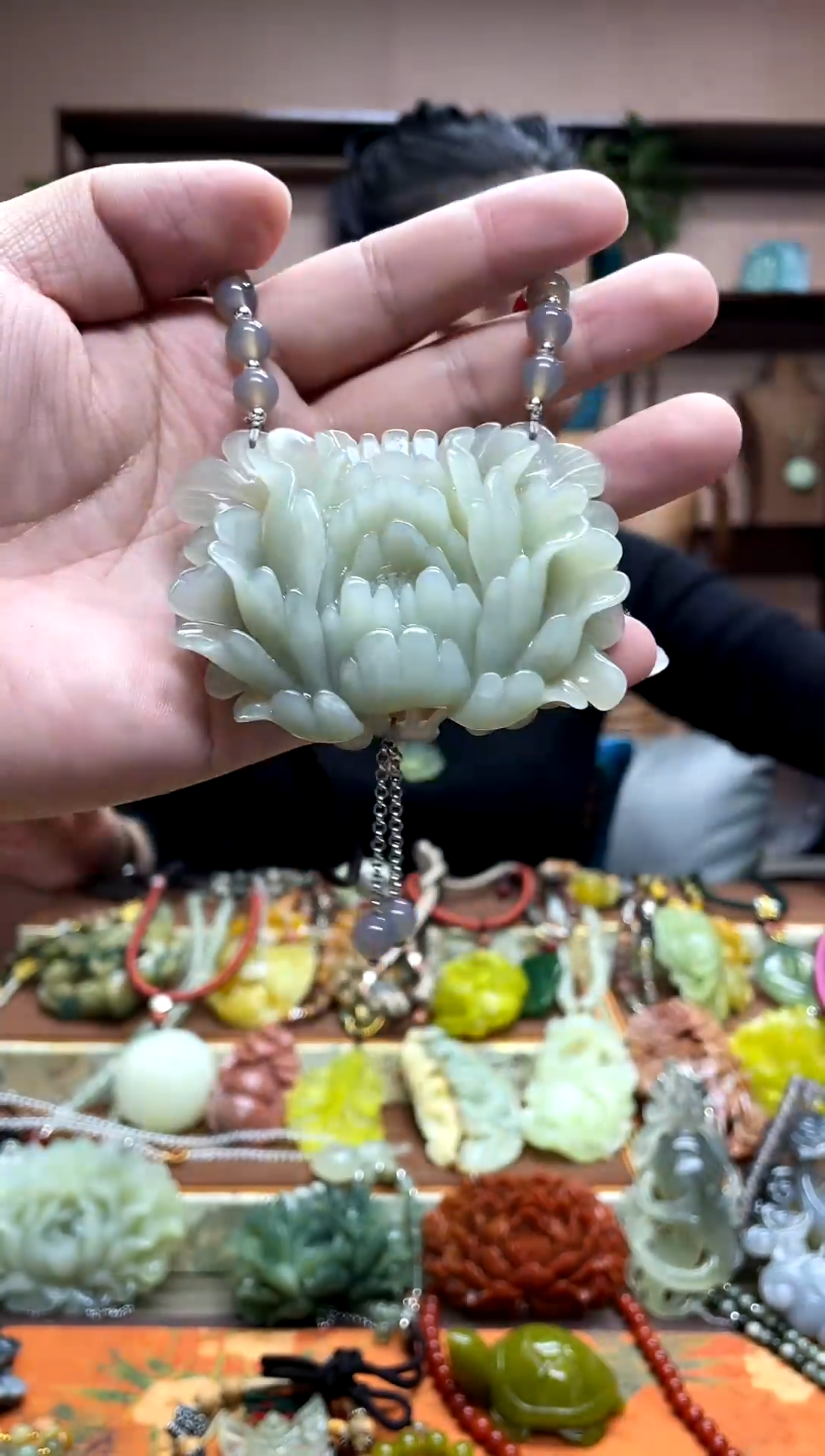 未镶嵌岫玉吊坠·