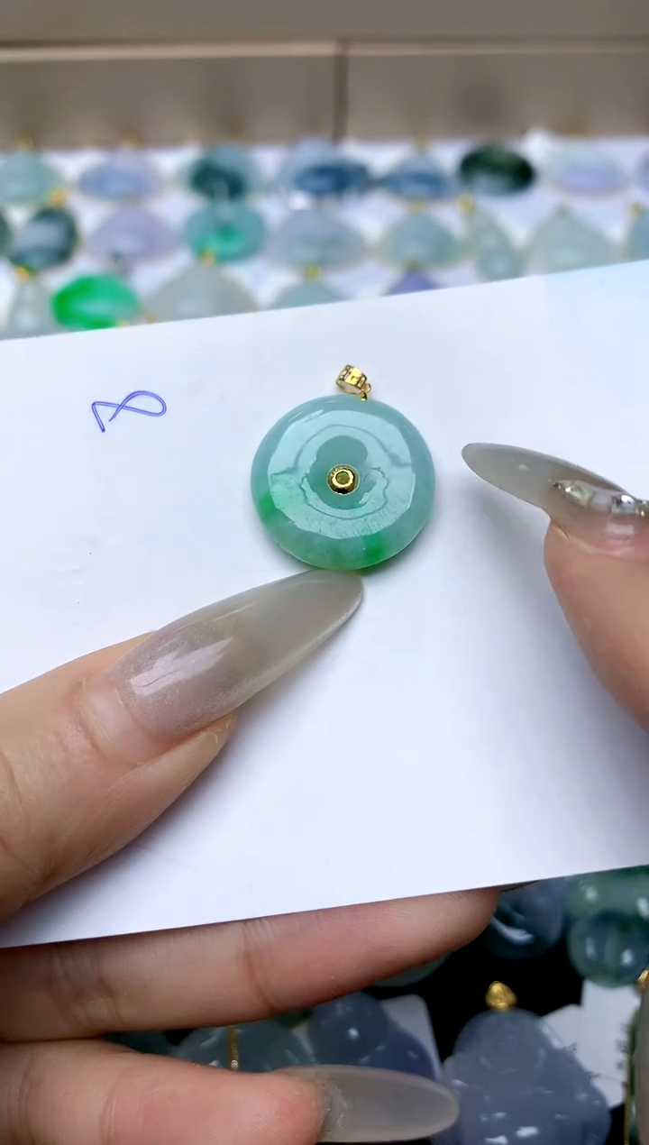 【闪购商品】翡翠颈饰18K金镶嵌天然A货翡翠