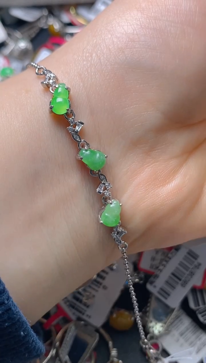 银S925镶嵌戒指翡翠百内无证书