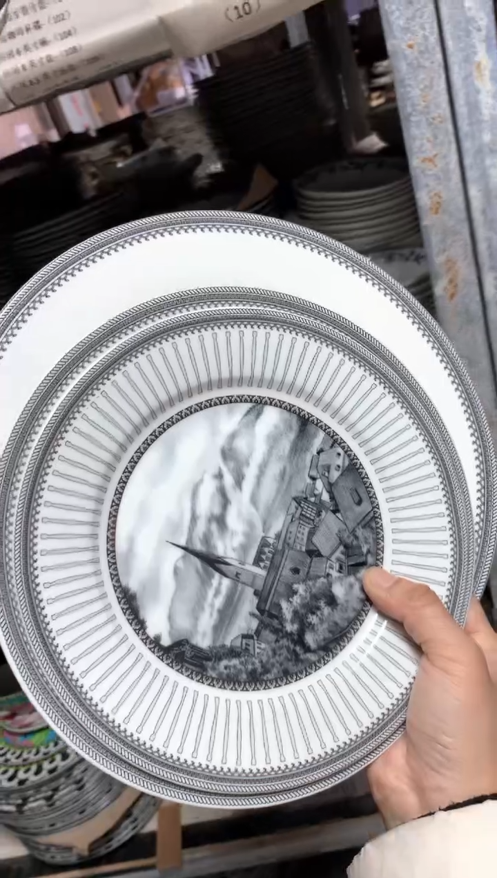 【闪购商品】瓷片陶瓷原单CC445餐具三件套