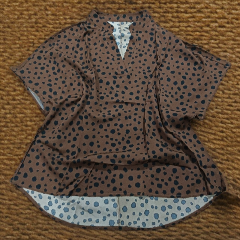 3870咖色黑点欧美风借肩背心