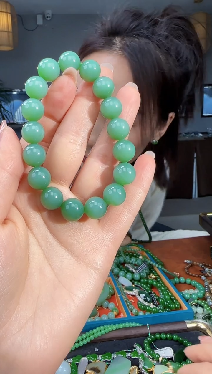 未镶嵌手链和田玉卡12