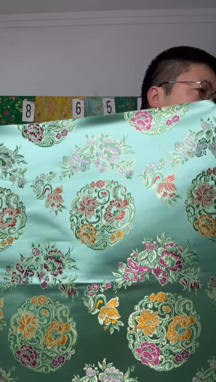 混纺满18元包邮.两单连裁.宽.长70.50