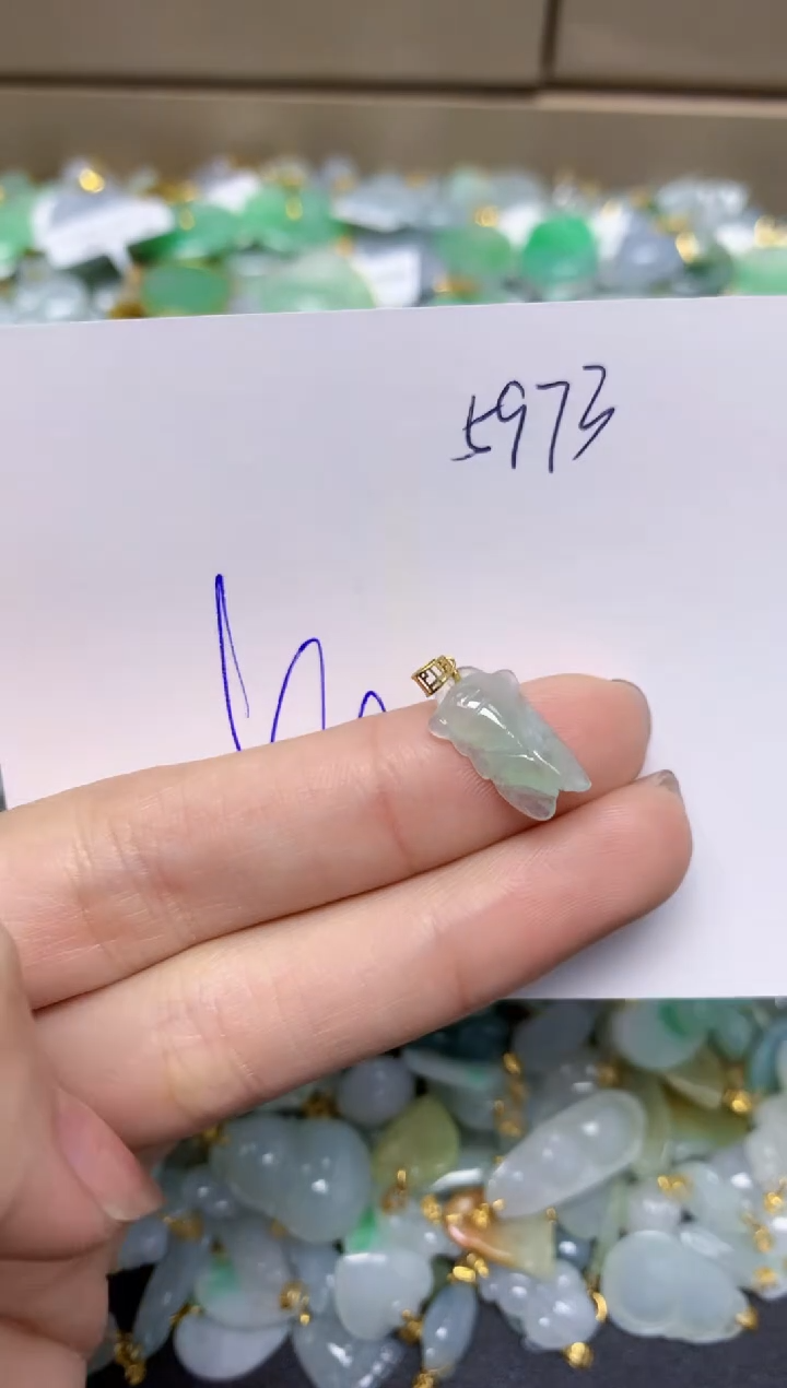 【闪购商品】翡翠颈饰18K金镶嵌天然翡翠A货