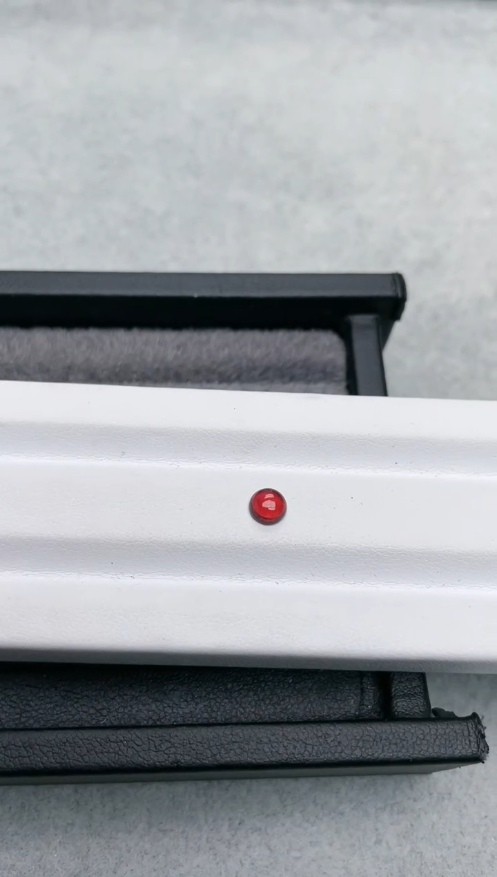 【闪购商品】石榴石裸石未镶嵌素面 圆