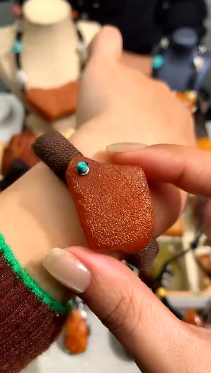 【闪购商品】蜜蜡裸石未镶嵌似玉