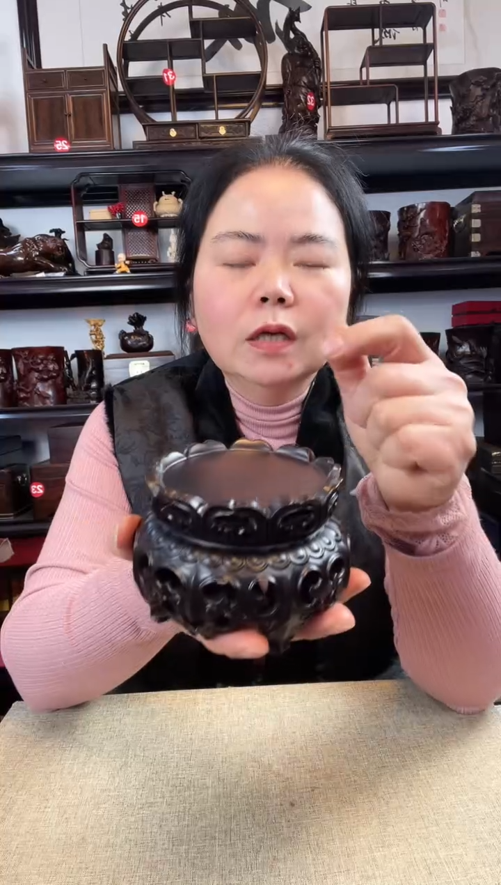 木新莲底座老李红木工艺品