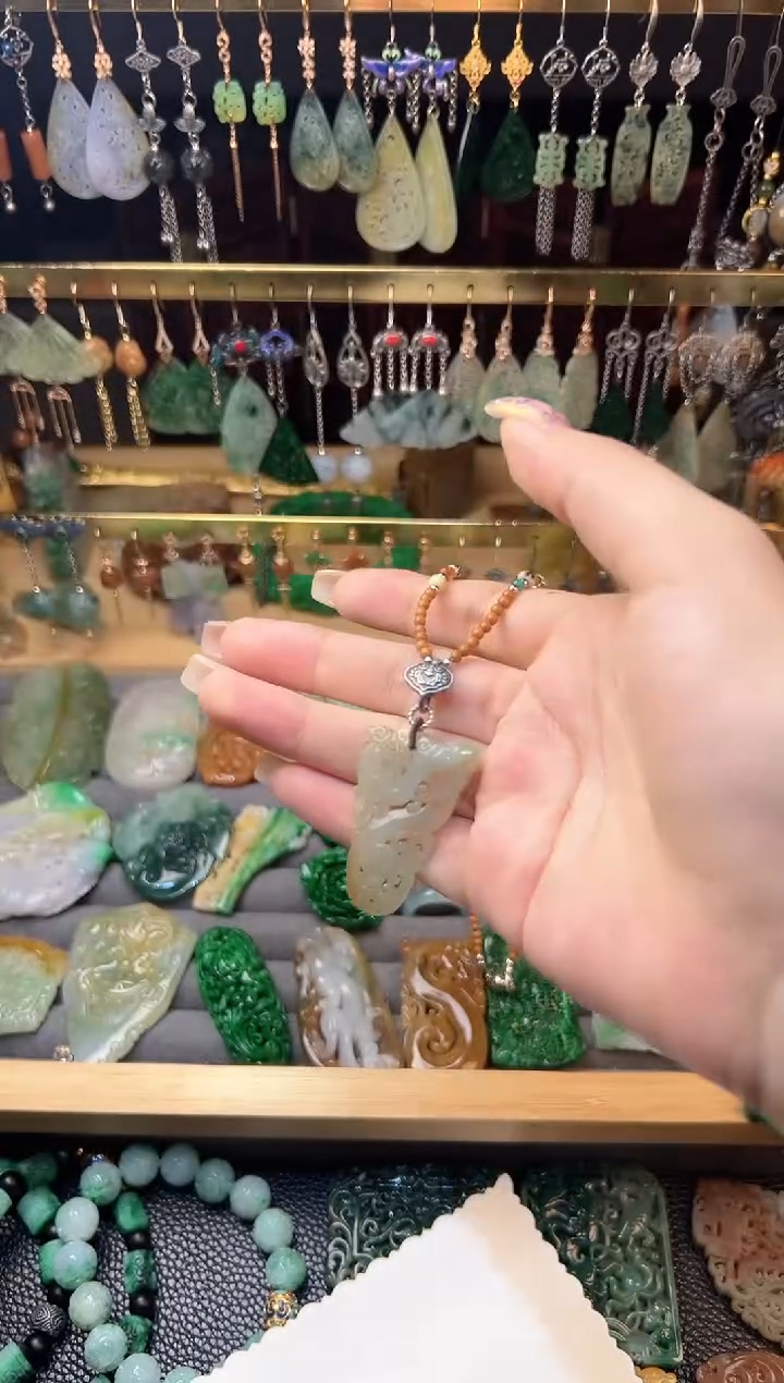 定制翡翠未镶嵌翡翠