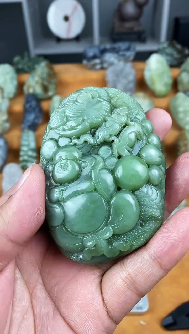 未镶嵌和田玉把件1