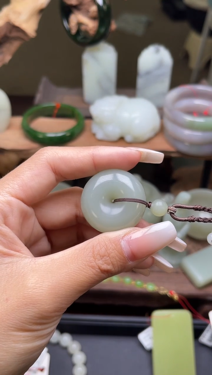 【闪购商品】和田玉吊坠未镶嵌且末青白平安扣9001889