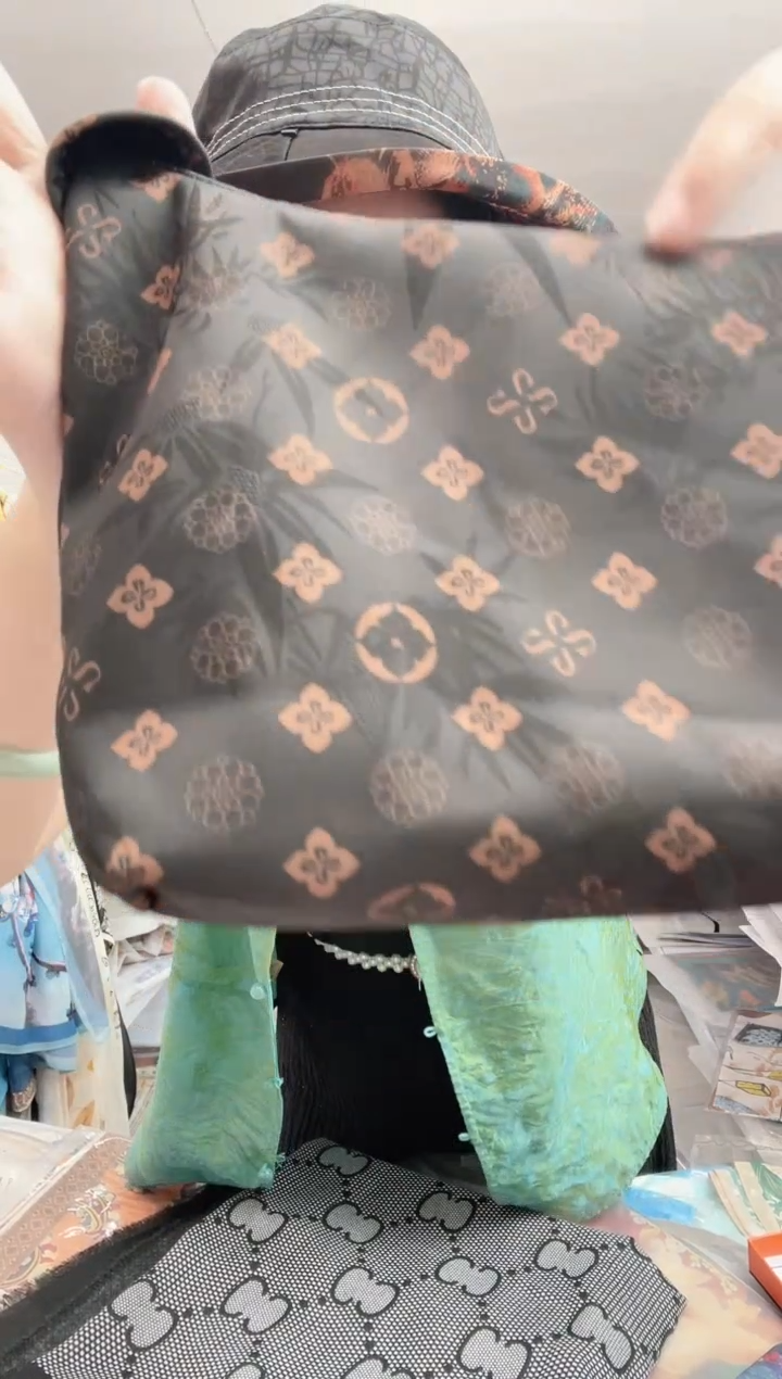 丝绸大牌款香云纱包