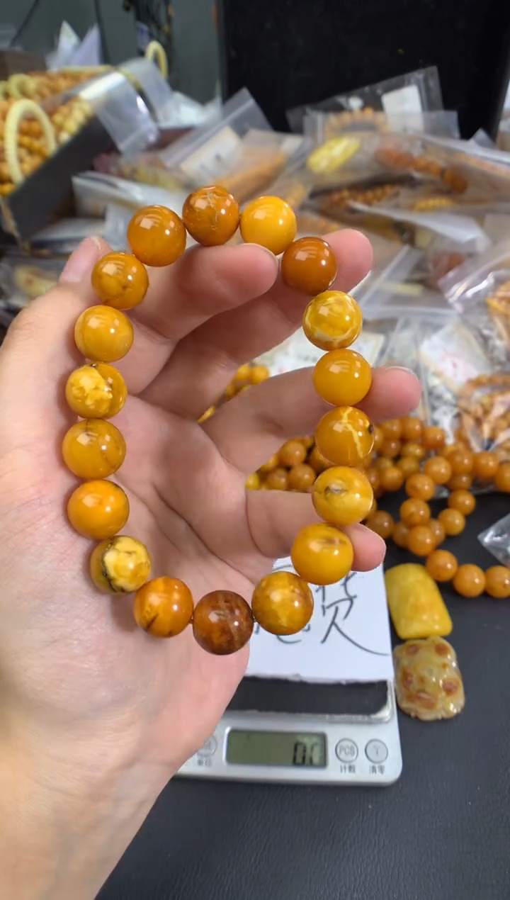 琥珀未镶嵌珠宝奇石1