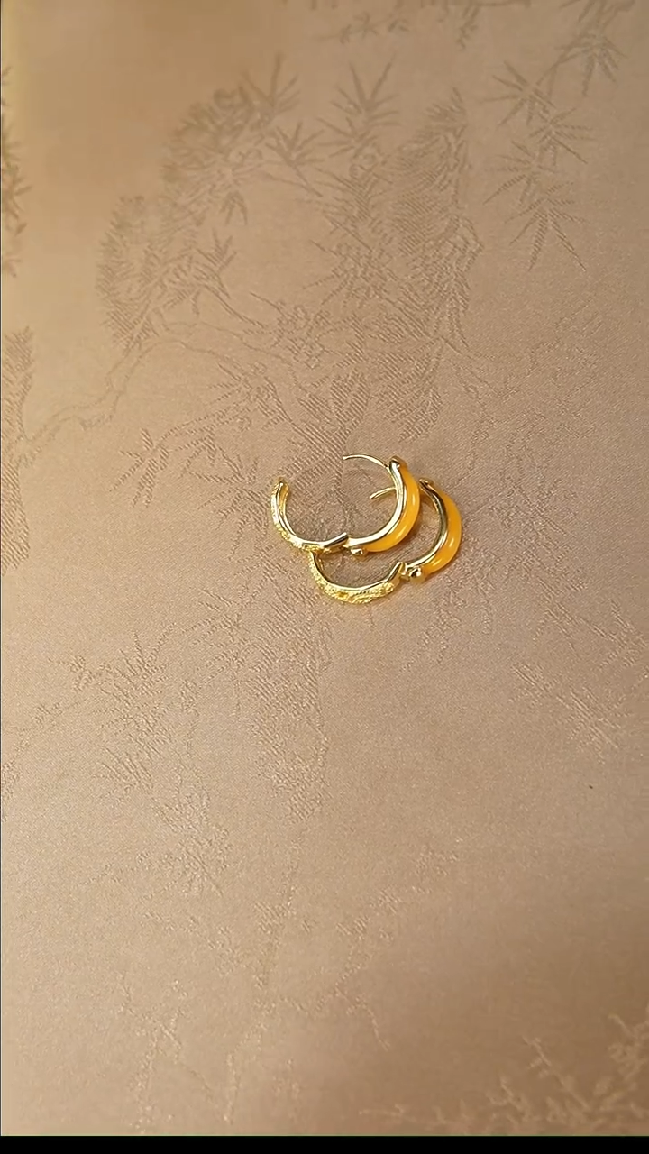 【闪购商品】琥珀耳饰银S925镶嵌耳饰