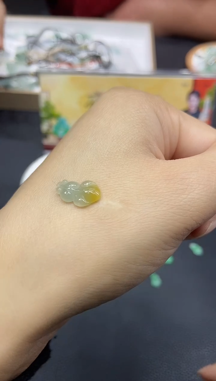 【闪购商品】定制翡翠未镶嵌天然翡翠A货25