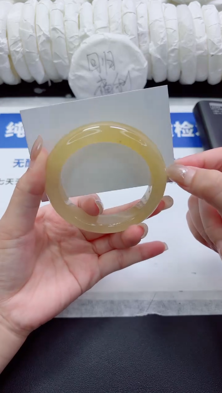 未镶嵌手镯石英质玉A03-56.5