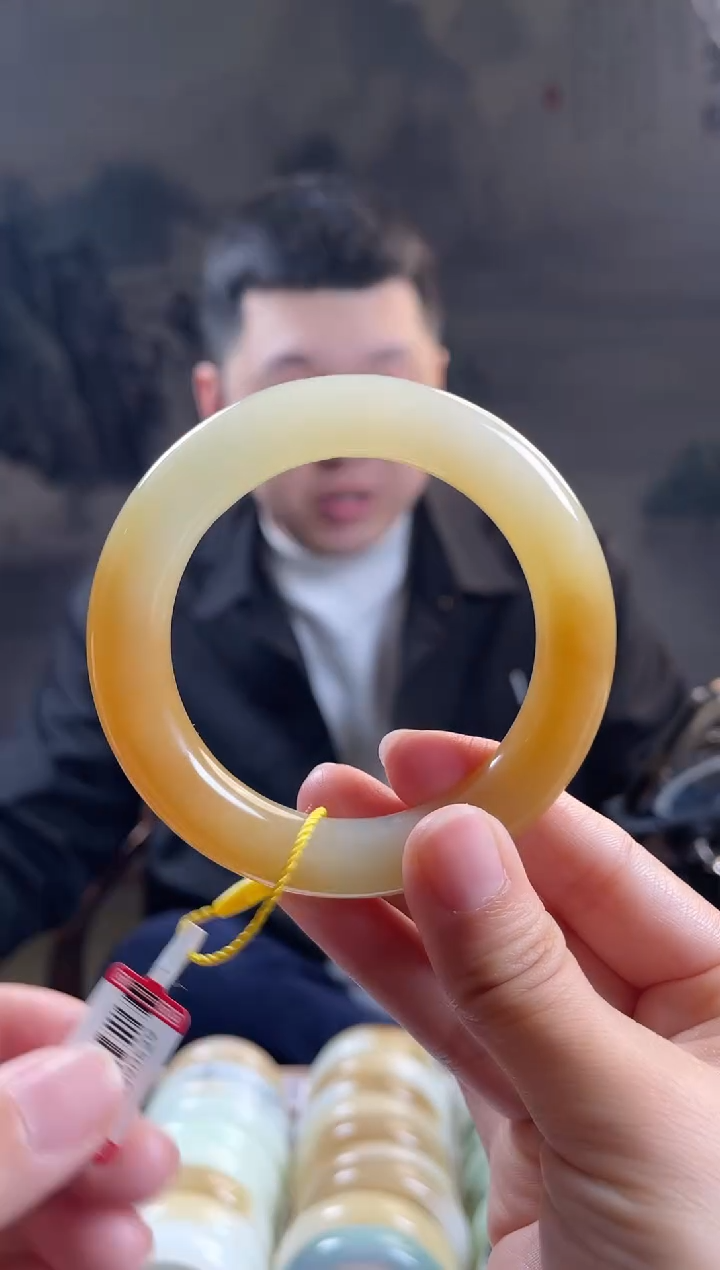 未镶嵌手镯和田玉56+圈口0529