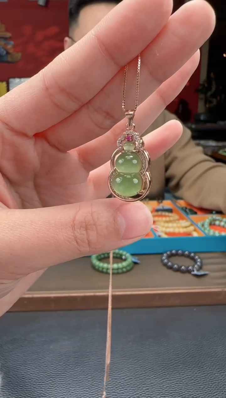 【闪购商品】和田玉颈饰银S925镶嵌碧玉福禄